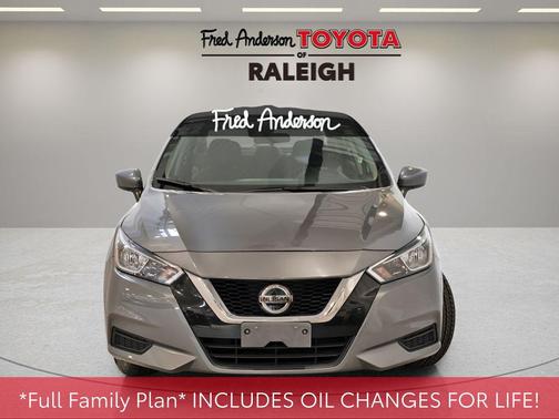 2022 Nissan Versa 1.6 SV