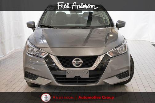 2022 Nissan Versa 1.6 SV