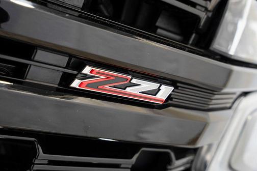 Sterling Gray Metallic 2023 Chevrolet Tahoe 4WD Z71