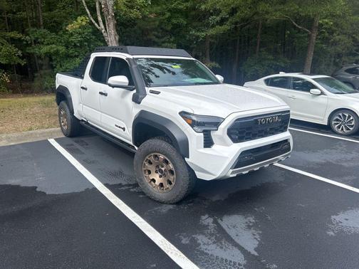 2025 Toyota Tacoma Hybrid Trailhunter