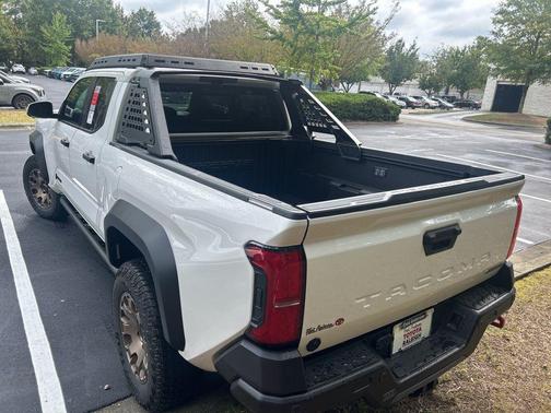 2025 Toyota Tacoma Hybrid Trailhunter