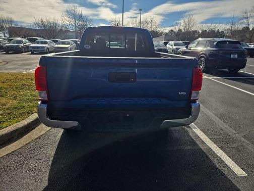 2017 Toyota Tacoma SR5