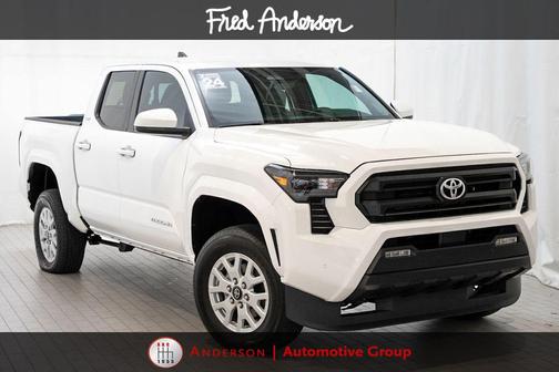 Ice Cap 2024 Toyota Tacoma SR5
