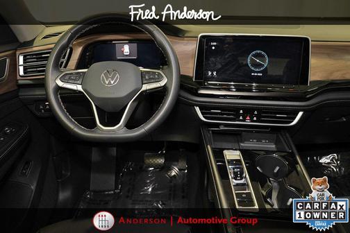 2024 Volkswagen Atlas 2.0T SE w/Technology 4MOTION