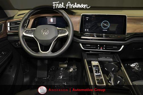 2024 Volkswagen Atlas 2.0T SE w/Technology 4MOTION