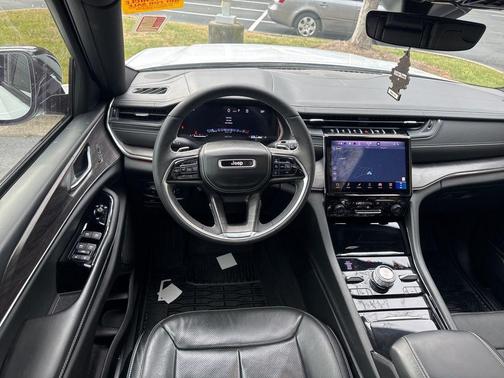 2024 Jeep Grand Cherokee Overland