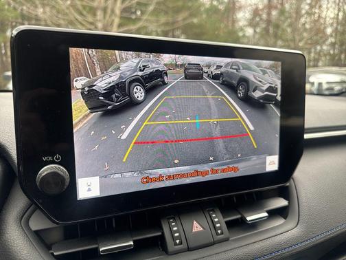 2023 Toyota RAV4 Hybrid SE