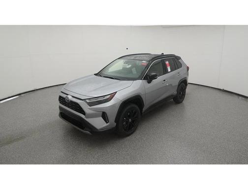 2023 Toyota RAV4 Hybrid SE