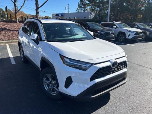 2025 Toyota RAV4 Hybrid XLE