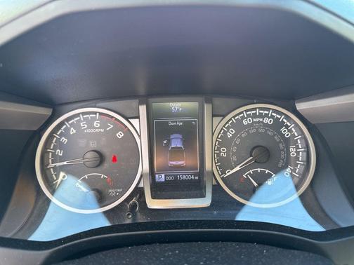 2016 Toyota Tacoma SR5