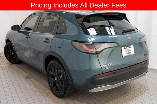 Urban Gray Pearl 2024 Honda HR-V AWD Sport