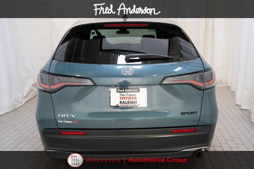 Urban Gray Pearl 2024 Honda HR-V AWD Sport