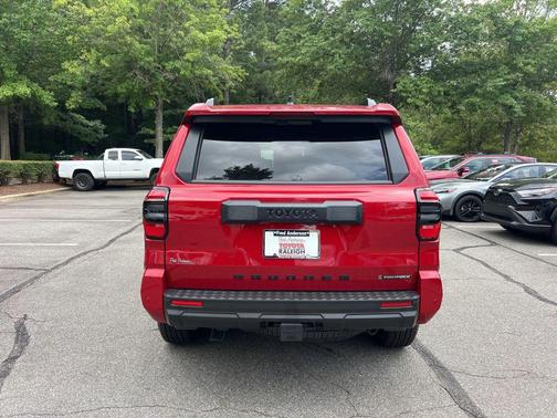2025 Toyota 4Runner TRD Off Road