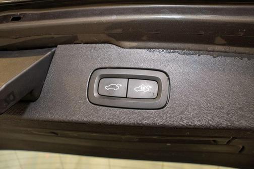 2019 Volvo V60 T5 Momentum