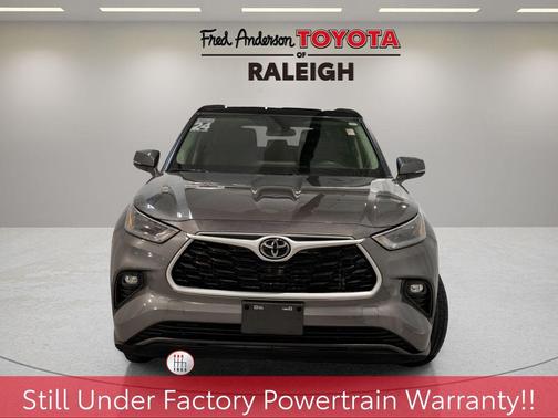 2024 Toyota Highlander LE
