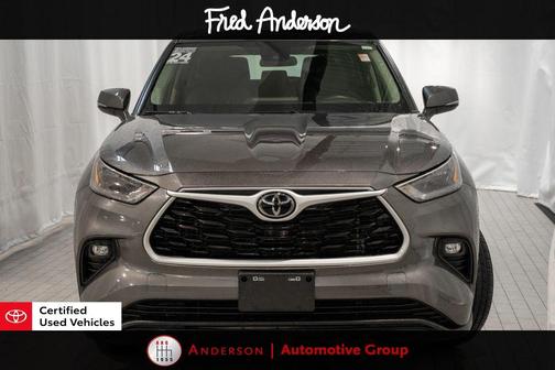 2024 Toyota Highlander LE