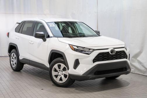 2023 Toyota RAV4 LE