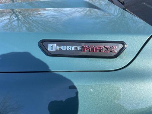 2025 Toyota 4Runner TRD Off Road Premium