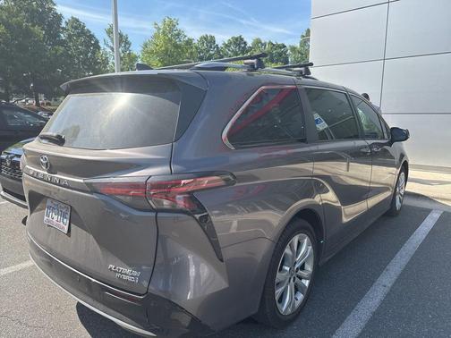 Predawn Gray Mica 2023 Toyota Sienna Platinum 7 Passenger