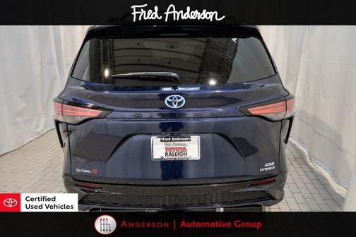 2024 Toyota Sienna XSE 7 Passenger
