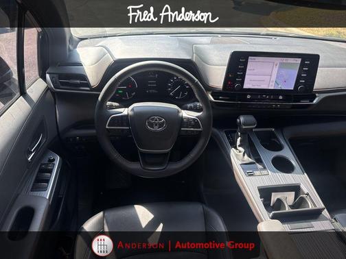 2024 Toyota Sienna XSE 7 Passenger