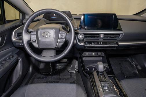 2023 Toyota Prius LE