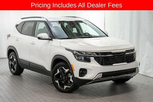 Snow White Pearl 2025 Kia Seltos S
