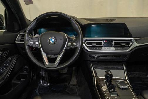 2022 BMW 330 xDrive