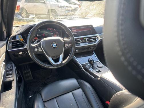 2022 BMW 330 xDrive