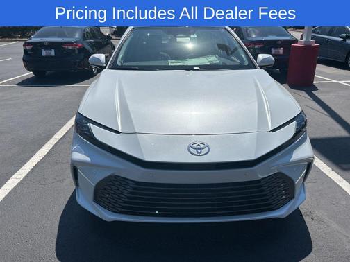 Wind Chill Pearl 2026 Toyota Camry XLE