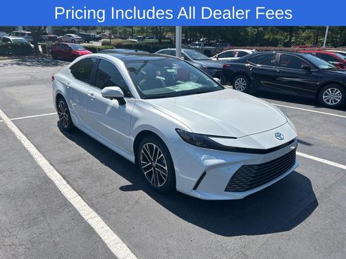 Wind Chill Pearl 2026 Toyota Camry XLE