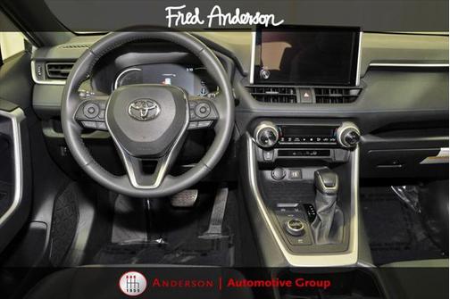 2023 Toyota RAV4 Hybrid SE