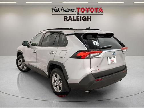 2024 Toyota RAV4 Hybrid XLE
