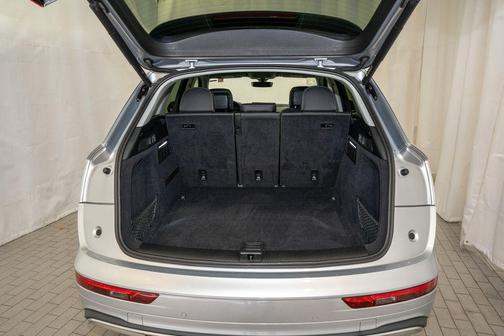 2023 Audi Q5 Prestige 40 TFSI quattro S tronic