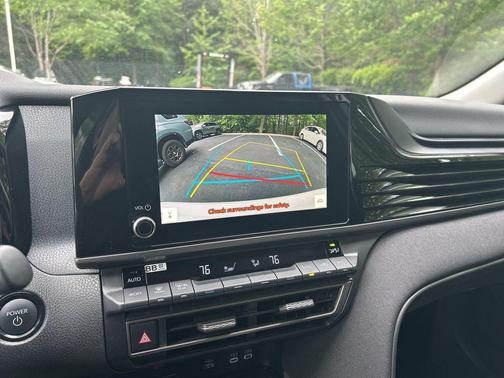Ice Cap 2025 Toyota Camry LE