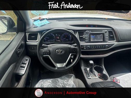 2018 Toyota Highlander LE