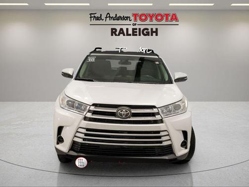 2018 Toyota Highlander LE