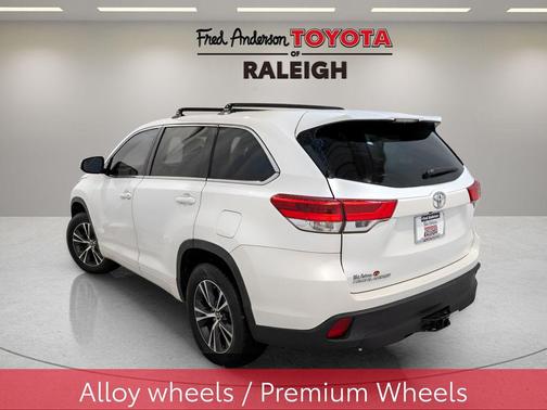 2018 Toyota Highlander LE