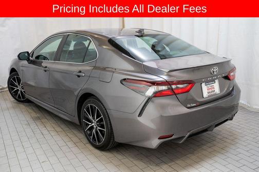 Predawn Gray Mica 2024 Toyota Camry SE