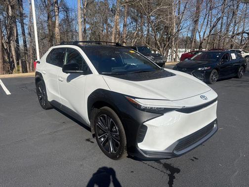 2025 Toyota bZ4X Limited