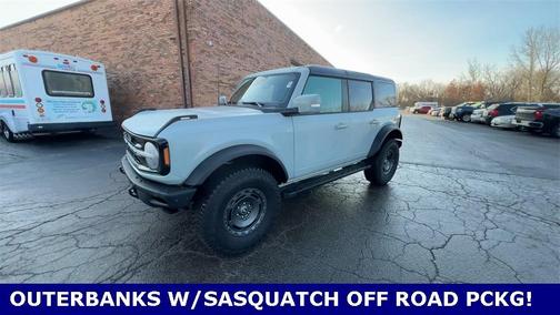 2024 Ford Bronco Outer Banks