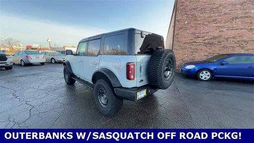 2024 Ford Bronco Outer Banks