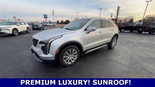 2022 Cadillac XT4 Premium Luxury