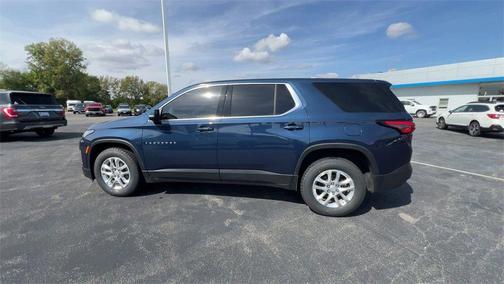 2023 Chevrolet Traverse LS