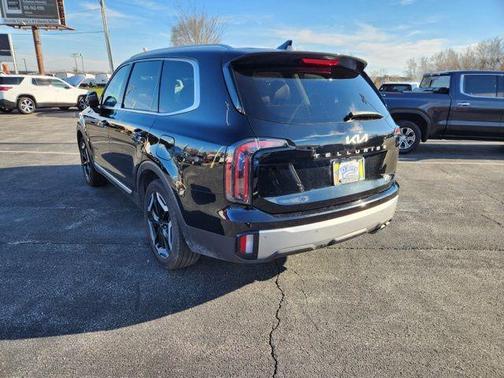 Ebony Black 2023 Kia Telluride EX