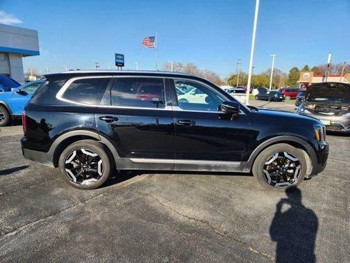 Ebony Black 2023 Kia Telluride EX