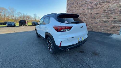 Iridescent Pearl Tricoat 2021 Chevrolet Trailblazer RS