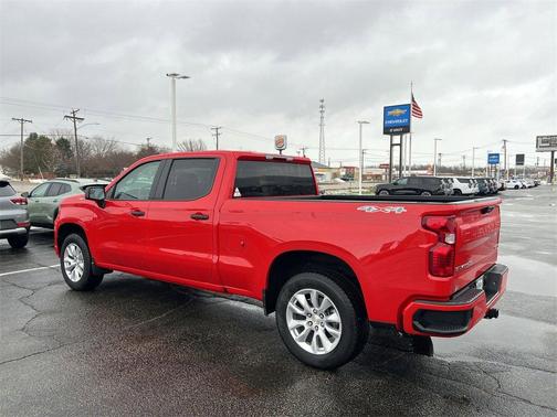 2025 Chevrolet Silverado 1500 Custom