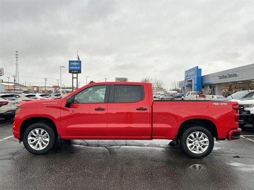2025 Chevrolet Silverado 1500 Custom