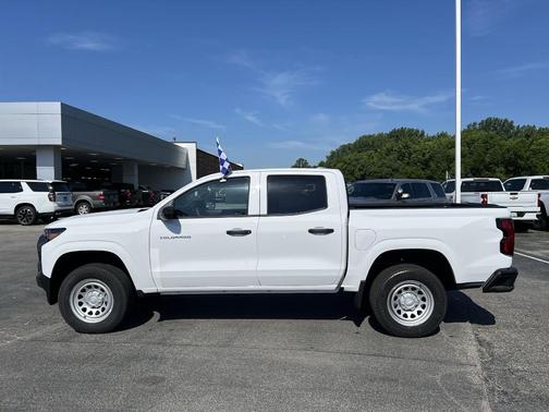 2025 Chevrolet Colorado WT